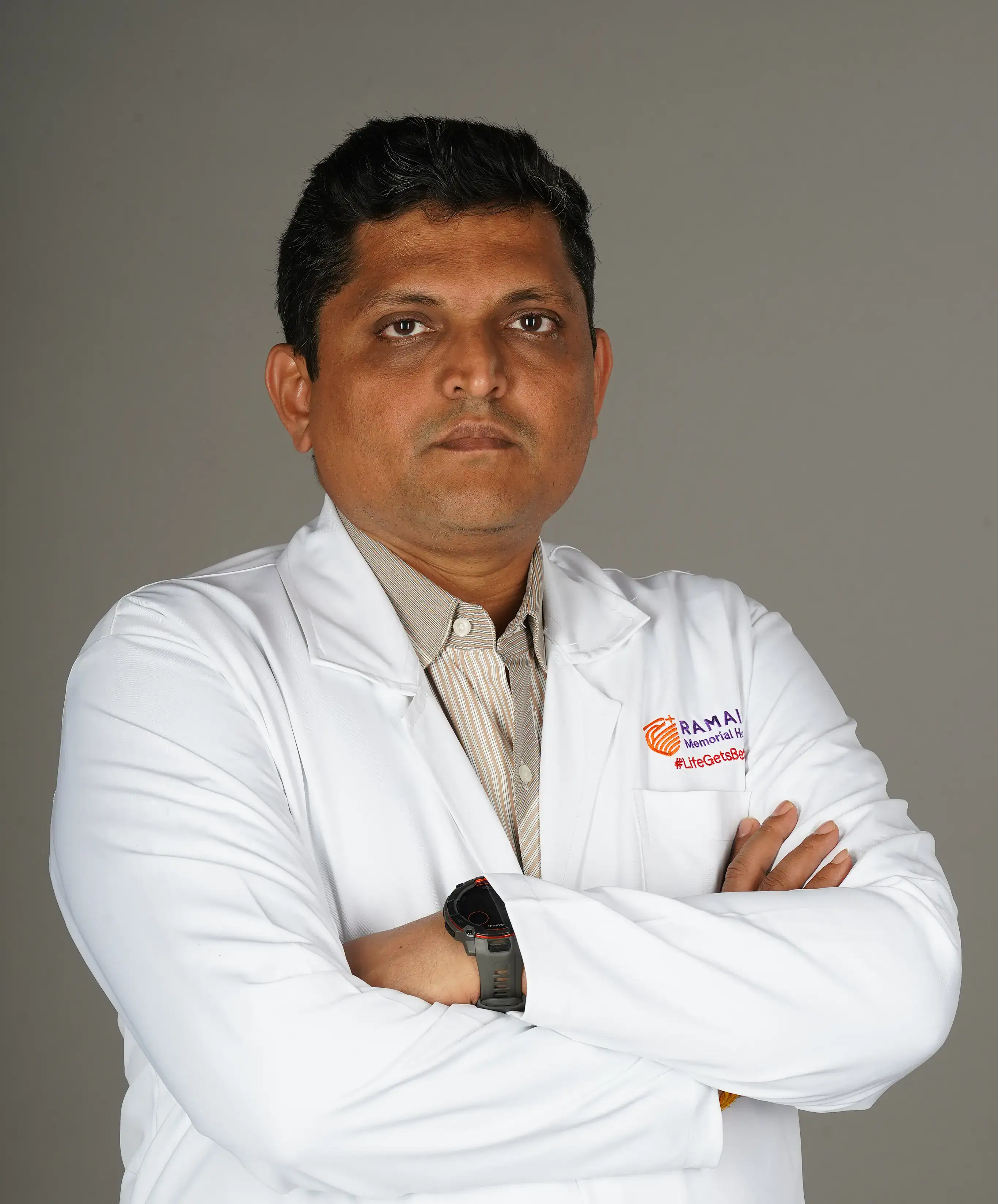 Dr. Vinayak Maka