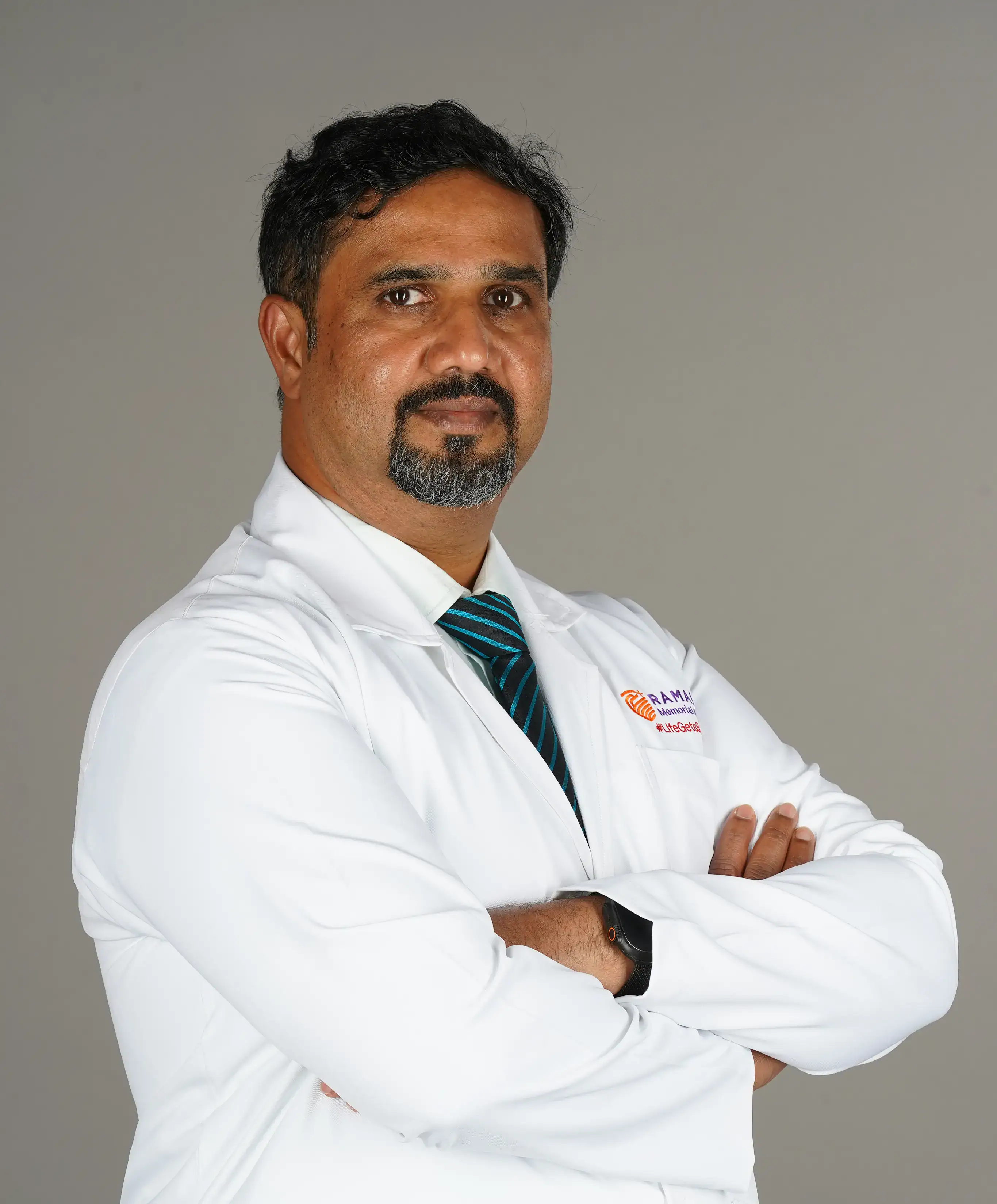 Dr. Ravikumar T V